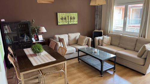 Baeza Apartment | Relaxing Getaway at Apartamentos Alcazar de Baeza