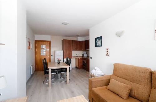 Pas de la Casa Apartment | Pet-Friendly Retreat at Apartamentos Araco 3000