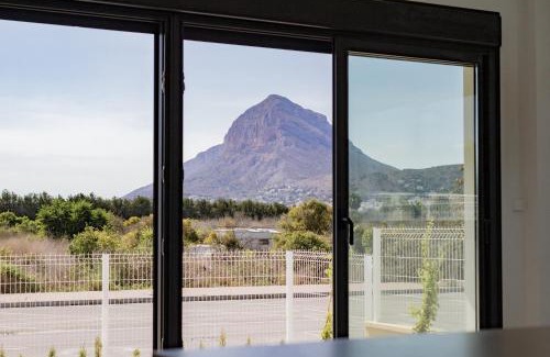 Platja de l'Arenal Apartment | Family-Friendly Retreat at Apartamentos Arenal 2