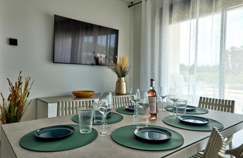 Platja de l'Arenal Apartment | Family-Friendly Retreat at Apartamentos Arenal 2
