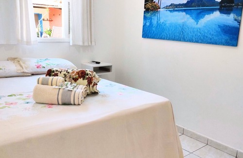 Juquehy Hotel | Inviting Apartamentos Atobá Juquehy with Pool and Kitchen
