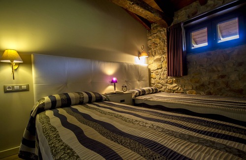 Riancho Hotel | Guest Rated: 10/10 at Apartamentos Baolafuente with Pool