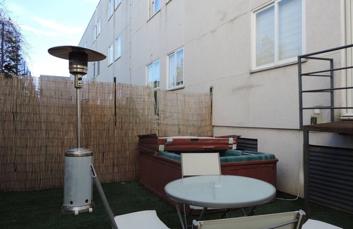 Casar de Caceres Apartment | Discover Apartamentos Barbancho: Pet-Friendly Retreat