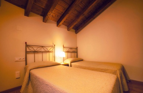 Borau House | Family-Friendly Apartamentos Camino de la Val - Lopán