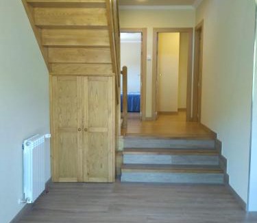 Mieses Apartment | Family-Friendly Stay at Apartamentos Camino Santo Toribio