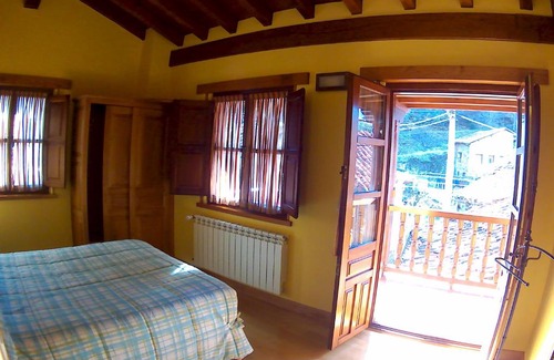 Orzales Apartment | Exceptional Villa Ferrera Posada Rural: Family-Friendly Retreat