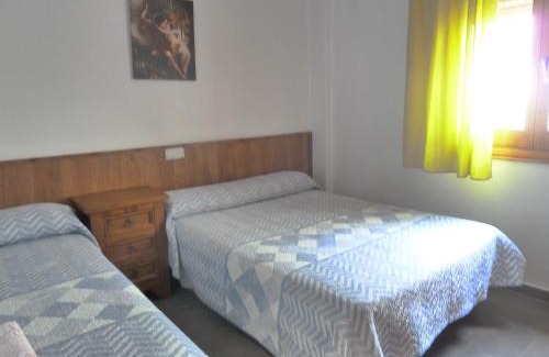 Trevelez House | Pet-Friendly Apartamentos Casa FERMINA Near Ski Slopes