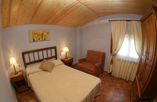 Asque Apartment | Welcoming Apartamentos Casa Sanz: Rated 9.1/10 With Pool