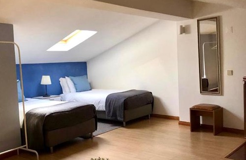 Pedrogao Apartment | Child-Friendly Apartamentos Casal Ventoso with 9.3 Review Score