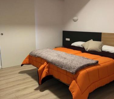 Vilamea Apartment | Comfortable Apartamentos Compostela with Great Guest Ratings