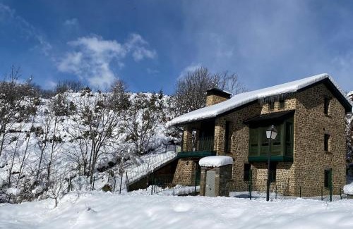 Hoz de Jaca Apartment | Family-Friendly Duplex Apartments at Casa Rural Fundanal