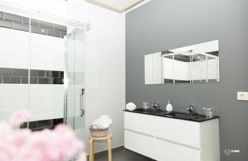 Jerte Apartment | Pet-Friendly Apartamentos Dacris: Family-Approved Getaway