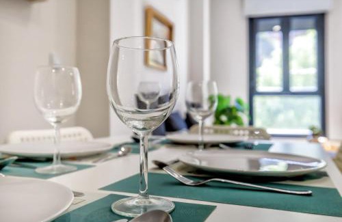 Ciudad Jardin Apartment | Child Friendly Stay at Apartamento Dama de Noche, Rated 9/10