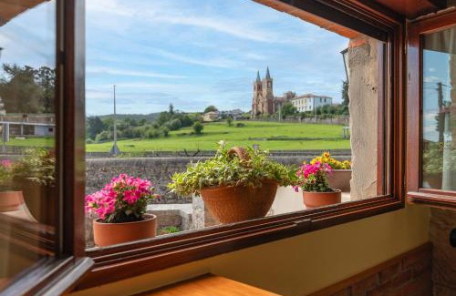 Cobreces Apartment | Ocean View Apartamentos El Cruce de Moratón - 8/10 Rating