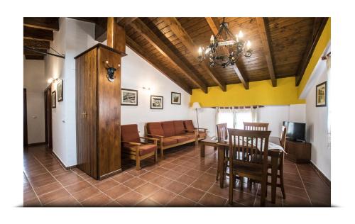 Alcala de la Selva Apartment | Discover Apartamentos El Pajar: Family-Friendly Retreat