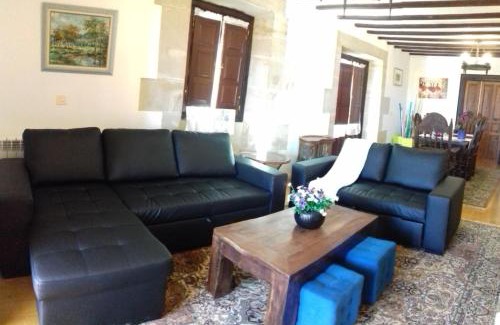 Cicero Apartment | Discover Apartamentos El Majuelo: Oceanfront Retreats Await