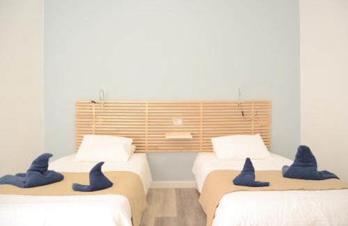 Caleta de Sebo Apartment | Family-Friendly Getaway at Apartamentos El Marinero - Roque