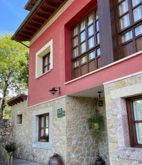 Mestas de Con Apartment | Family-Friendly Stay at Apartamentos El Picoretu - Rated 9/10