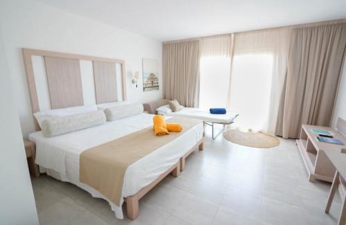 Calo de Sant Agusti Apartment | Pet-Friendly Retreat at Apartamentos Es Caló - Rated 8.7/10
