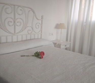 Sanlucar de Barrameda Apartment | Relax at Apartamentos Sanlúcar Beach with Ocean Views