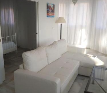 Sanlucar de Barrameda Apartment | Relax at Apartamentos Sanlúcar Beach with Ocean Views