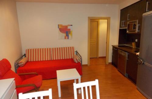 Tramacastilla de Tena Apartment | Child-Friendly Apartamentos Codallos for Memorable Stays