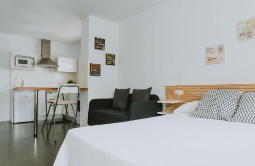 Zahara de los Atunes Apartment | Family-Friendly Stay at Apartamentos ZHR 2 - Rated 9.1/10