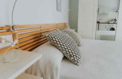 Zahara de los Atunes Apartment | Family-Friendly Stay at Apartamentos ZHR 2 - Rated 9.1/10