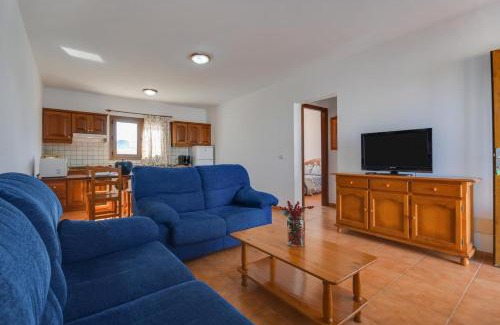Caleta de Sebo Apartment | Oceanfront Apartments Flor - Rated 9.2/10 by Guests