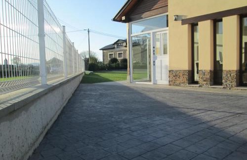 Pinera Apartment | Guest Rated 9.9: APARTAMENTOS FONTE VILLAR Awaits You