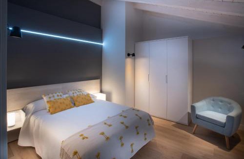 Zubiate Apartment | Inviting Hondarmendi Apartments with Breakfast & Accessibility