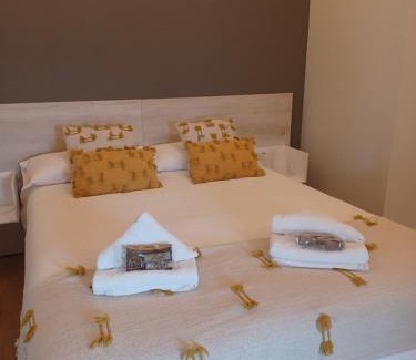 Zubiate Apartment | Inviting Hondarmendi Apartments with Breakfast & Accessibility