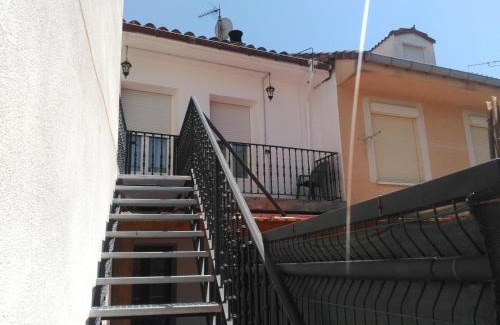 Ezcaray Apartment | Charming Casona de Ezcaray: Terraces & Pet-Friendly Stay