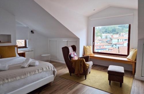 Cudillero Apartment | Discover Apartamentos la Garita - Family-Friendly Retreat