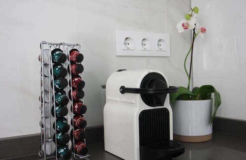 Haro Apartment | Comfortable Apartamentos La Herradura Balcon with Spa & Kitchen