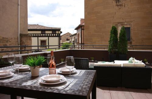 Haro Apartment | Family-Friendly Stay at Apartamentos La Herradura Terraza