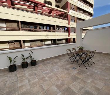 Adra Apartment | Child-Friendly Apartamentos La Hormiga Deluxe - Rated 9.4