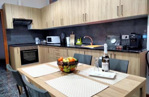 La Guancha Apartment | Family-Friendly Getaway at APARTAMENTOS La PEÑA C