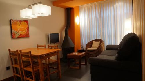 Endriga Apartment | Family-Friendly Apartamentos Lagos de Saliencia with Top Ratings