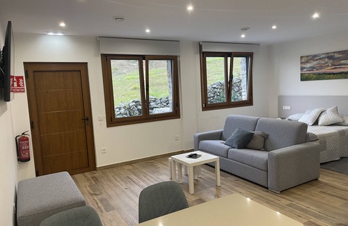 Santa Marina de Oblanca Apartment | Relaxing Escape at Apartamentos Las Caldas with Spa Access