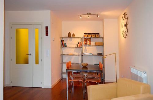 Latas Apartment | Pet-Friendly Apartamentos Las Margas in Sabiñánigo