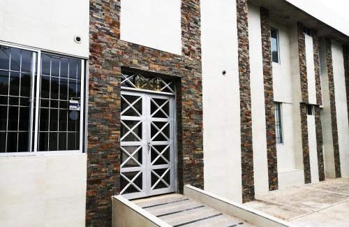 Valledupar Hotel | Comfortable Apartamentos Las Piloneras - 9/10 Guest Rated