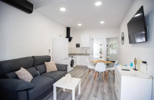 Ciudad Jardin Apartment | Family-Friendly Comfort at Apartamentos Linersol - 9.5/10