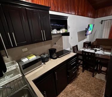 Barrio Pilo Apartment | Family-Friendly Stay at Apartamentos Maily - Rated 9/10