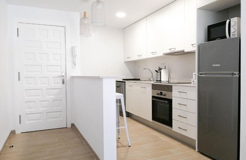Peniscola Apartment | Oceanfront Comfort at Apartamentos Maite - Rated 9.2/10