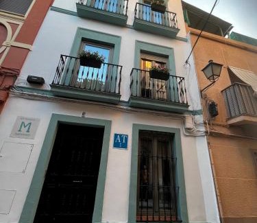 Badajoz Old Town Apartment | Explore APARTAMENTOS MAPAMUNDI - Pet and Child Friendly!