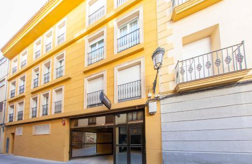 Albacete Apartment | Exceptional Apartamentos Massò: Family-Friendly Retreat