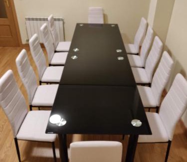 Granon Apartment | Family-Friendly Apartamentos Mirador de Grañón with Pool