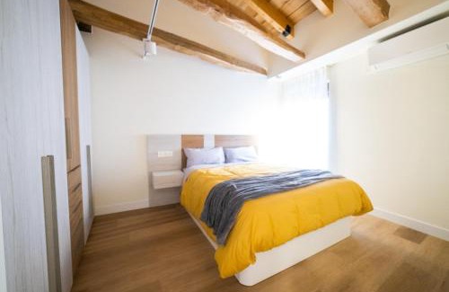 Leon Apartment | Family-Friendly Apartamentos Mk77 León - Cantareros Awaits