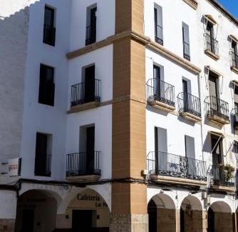 Plaza Mayor Apartment | Family-Friendly Stay at Apartamentos El Patio Plaza Mayor